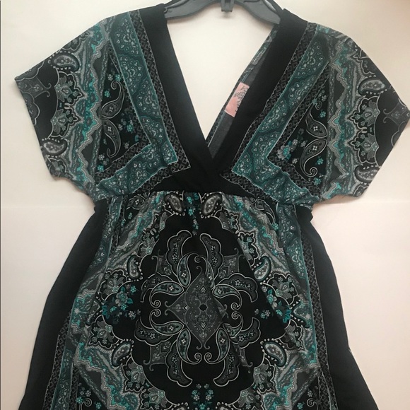 Beautiful Epilogue Dress - Picture 1 of 4